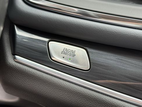 Used 2020 Buick Enclave Essence w/ Sport Touring Edition image 24