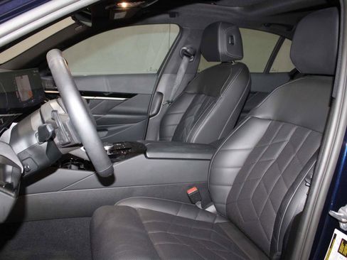 Certified 2024 BMW 530i w/ M Sport Package RWD image 13