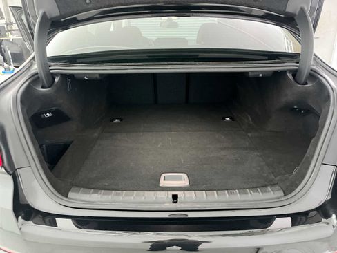 Used 2023 BMW 530e xDrive w/ Executive Package image 22