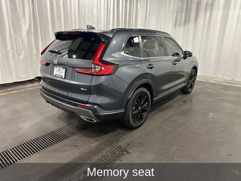Used 2025 Honda CR-V Sport Touring image 3