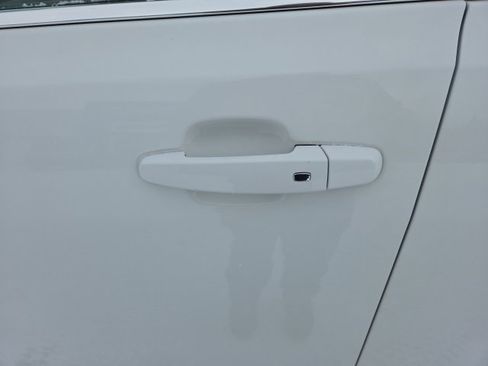 Used 2018 GMC Acadia SLE image 85