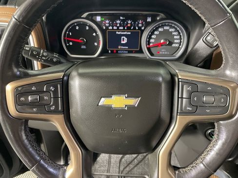 Used 2021 Chevrolet Silverado 3500 High Country w/ Z71 Off-Road Package AWD/4WD image 15