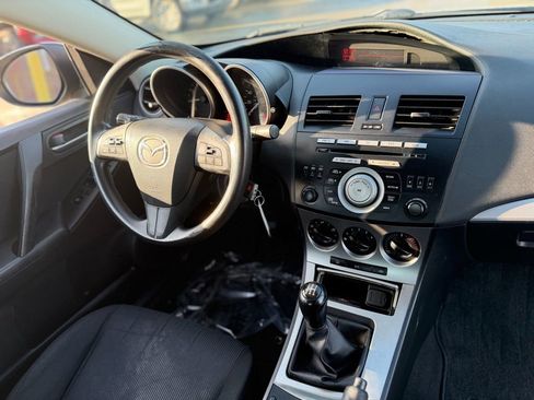 Used 2011 MAZDA MAZDA3 i Touring image 11