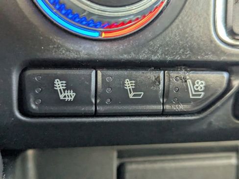 Used 2023 GMC Yukon AT4 image 26