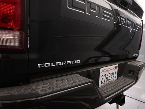 Used 2024 Chevrolet Colorado ZR2 w/ ZR2 Convenience Package III AWD/4WD image 6