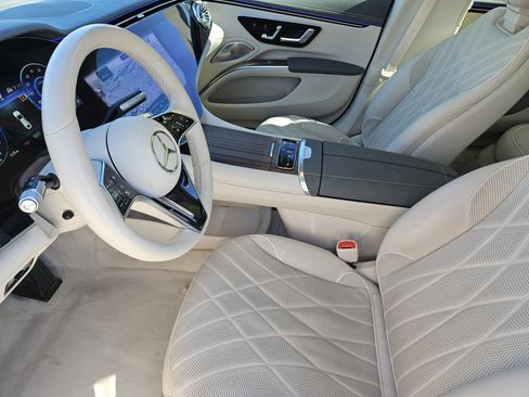 Certified 2023 Mercedes-Benz EQS 580 4MATIC Sedan image 14