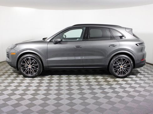 New 2026 Porsche Cayenne image 2