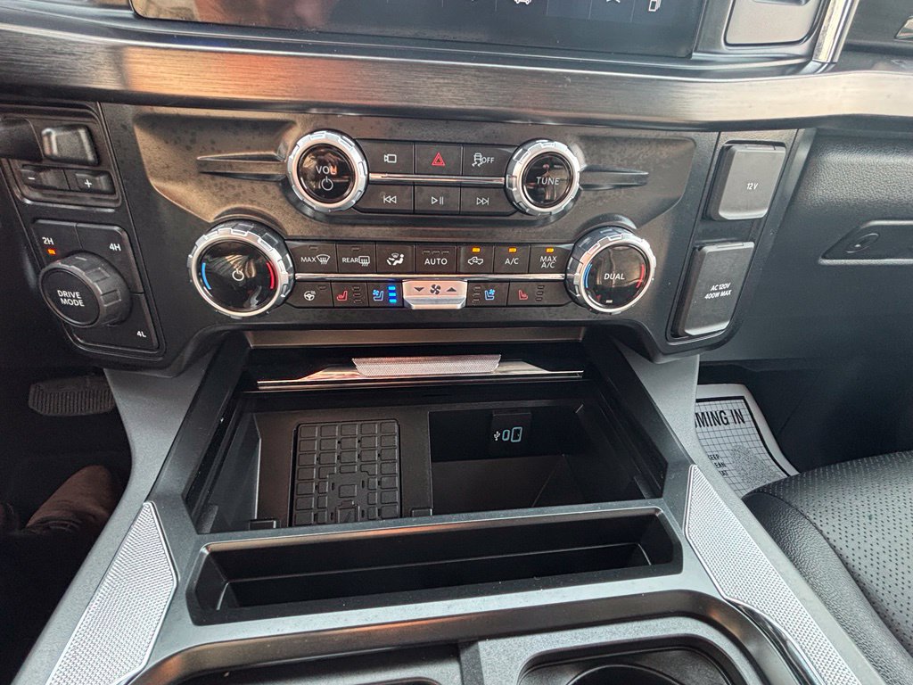 Used 2025 Ford F250 Lariat AWD/4WD image 23