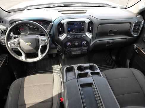 Used 2021 Chevrolet Silverado 1500 LT AWD/4WD image 31