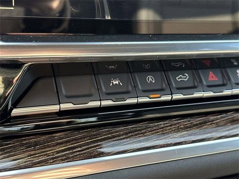 New 2026 GMC Sierra 1500 Elevation w/ LPO, Elevation Black Package image 18