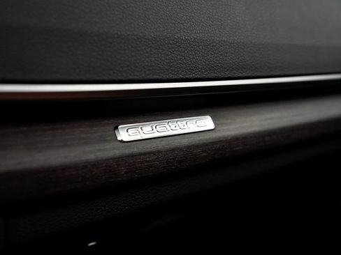 Used 2024 Audi Q5 2.0T Premium AWD/4WD image 18