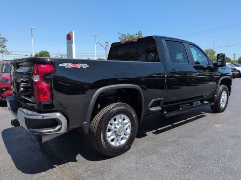 Used 2026 Chevrolet Silverado 3500 LT w/ All Star Edition AWD/4WD image 5