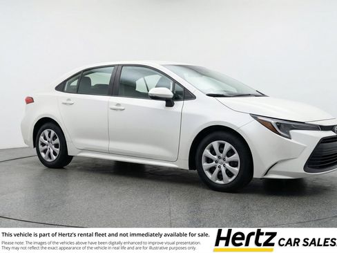 Used 2025 Toyota Corolla LE FWD image 1
