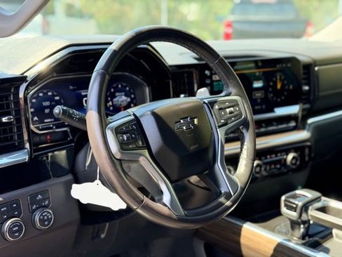 Certified 2023 Chevrolet Silverado 1500 RST AWD/4WD image 9