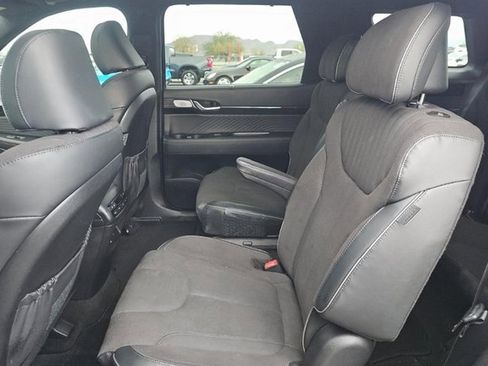 Used 2024 Hyundai Palisade Calligraphy image 10