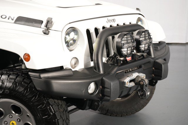 Used 2014 Jeep Wrangler Unlimited Rubicon w/ Connectivity Group AWD/4WD image 9