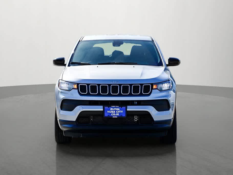 Used 2025 Jeep Compass Sport AWD/4WD image 7