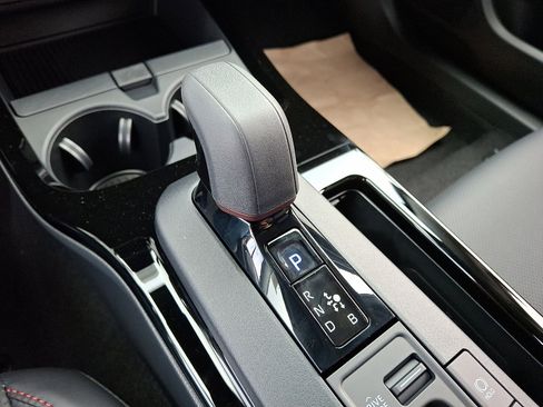 New 2026 Toyota Prius Plug-In Hybrid image 9