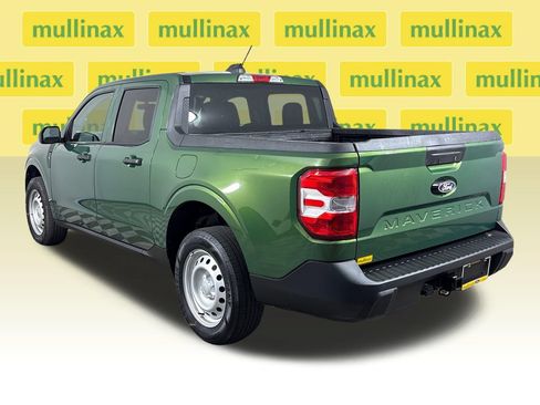 Certified 2025 Ford Maverick XL FWD image 9
