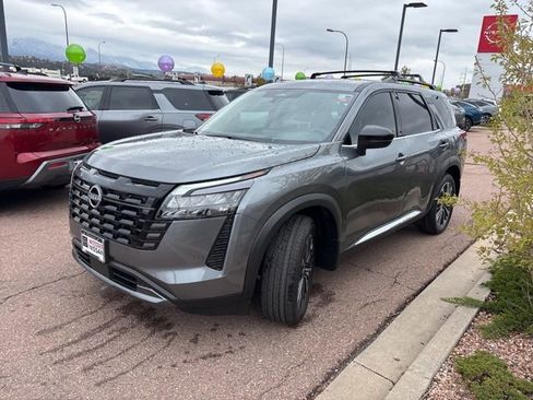 New 2026 Nissan Pathfinder Platinum w/ Cargo Package AWD/4WD image 3