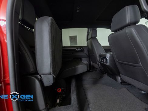 Used 2025 Chevrolet Silverado 2500 High Country w/ Technology Package AWD/4WD image 37