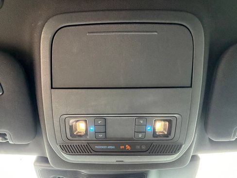 Used 2020 Ford Explorer Limited w/ Class III Trailer Tow Package AWD/4WD image 32