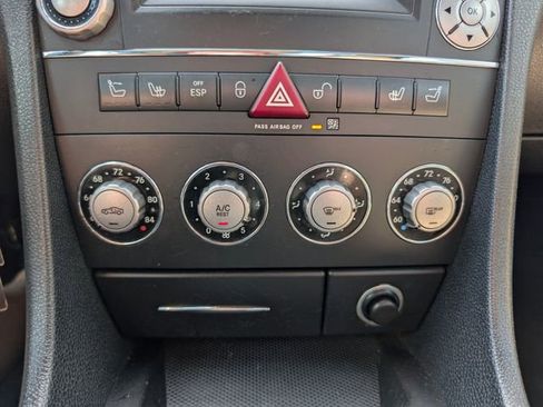 Used 2009 Mercedes-Benz SLK 300 image 26