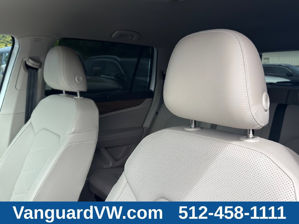 Used 2024 Volkswagen Atlas SE w/ Black Wheel Package FWD image 15