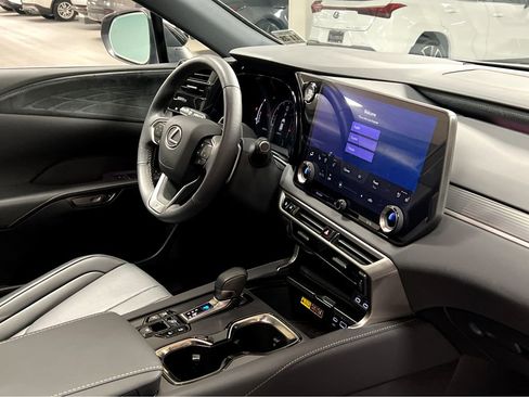 Certified 2023 Lexus RX 350 F Sport w/ Accessory Package image 31