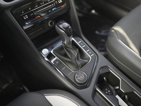 New 2025 Volkswagen Taos SEL image 14