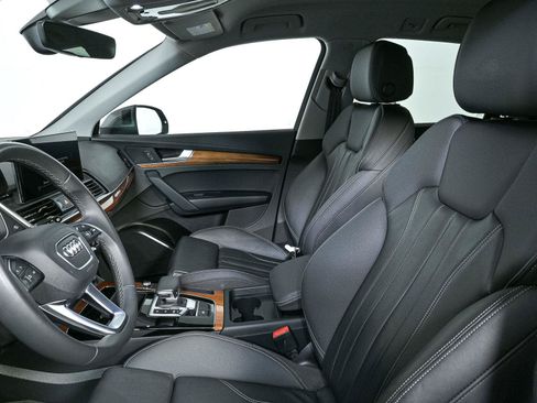 Used 2023 Audi Q5 e Premium AWD/4WD image 6