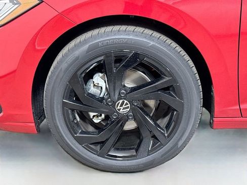 New 2026 Volkswagen Jetta SE FWD image 17