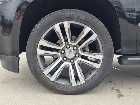 Used 2019 GMC Yukon XL Denali w/ Denali Ultimate Package AWD/4WD image 27
