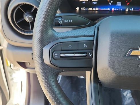 Used 2026 Chevrolet Colorado W/T w/ Advanced Trailering Package AWD/4WD image 15