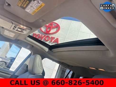 Certified 2021 Toyota Highlander XLE image 10