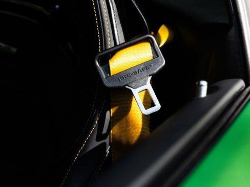 Used 2018 Mercedes-Benz AMG GT R image 16