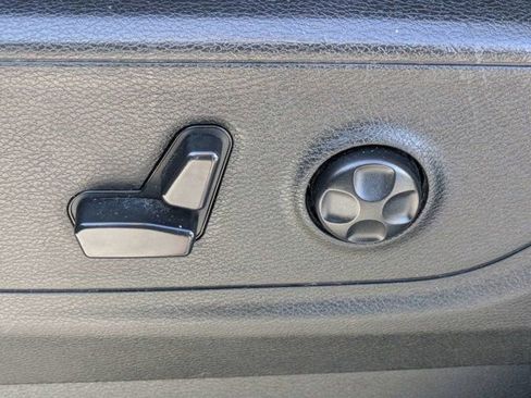 Used 2019 RAM 1500 Big Horn image 17