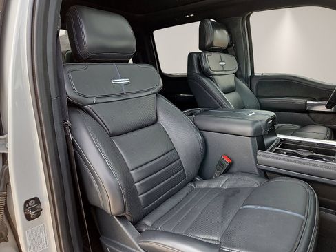 Used 2025 Ford F250 Platinum AWD/4WD image 10