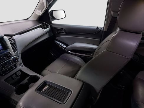 Used 2017 Chevrolet Tahoe LT w/ Luxury Package AWD/4WD image 25