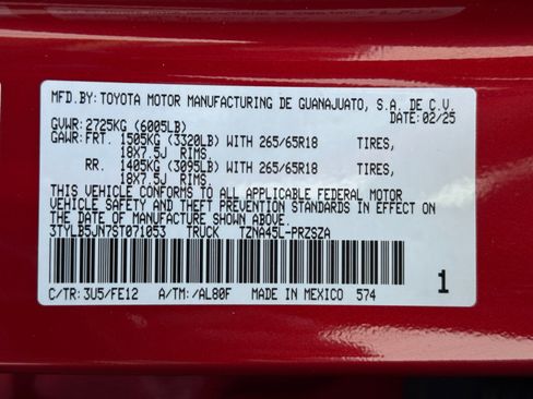 Used 2025 Toyota Tacoma TRD Sport image 45