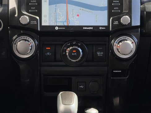 Certified 2024 Toyota 4Runner TRD Off-Road Premium w/ Off Road Premium Plus Package AWD/4WD image 17