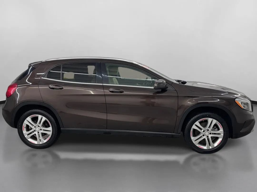 Used 2015 Mercedes-Benz GLA 250 4MATIC image 11
