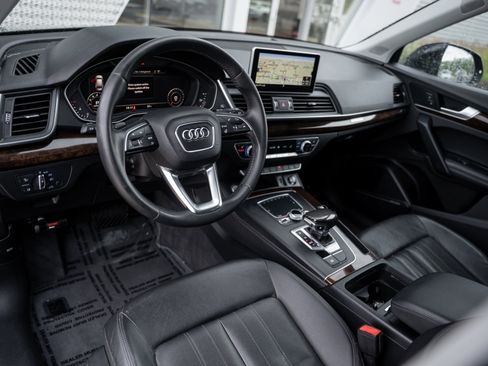 Used 2019 Audi Q5 2.0T Premium Plus w/ Premium Plus Package image 8