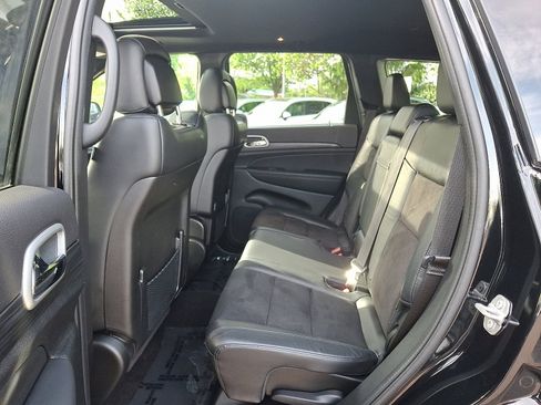 Used 2021 Jeep Grand Cherokee Laredo X AWD/4WD image 10