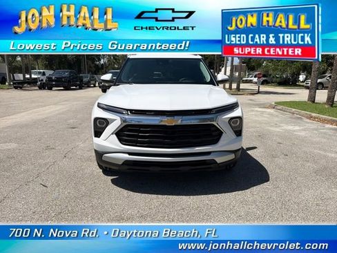 Used 2025 Chevrolet TrailBlazer LT w/ LT Cold Weather Package image 16