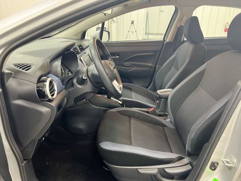 Used 2024 Nissan Versa SV FWD image 18