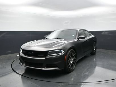 Used 2019 Dodge Charger SXT w/ Leather Interior Group