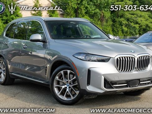 Used 2024 BMW X5 xDrive50e AWD/4WD image 1