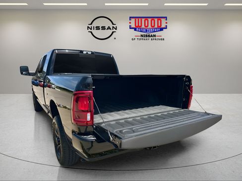 Used 2026 RAM 2500 Laramie AWD/4WD image 5