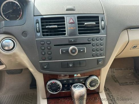 Used 2011 Mercedes-Benz C 300 Sedan image 15